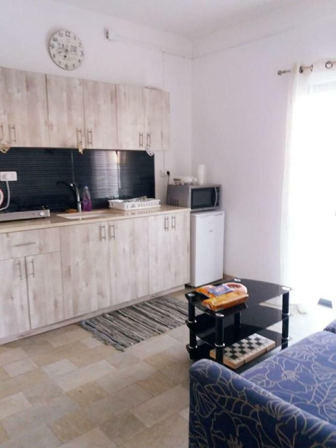 נהריה Nice Suite Nahariyya מראה חיצוני תמונה